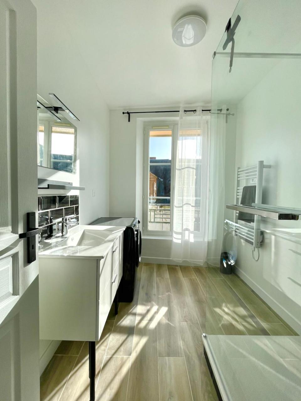 Legendes De La Piste - Sonights Apartment Chateau-du-Loir Ngoại thất bức ảnh