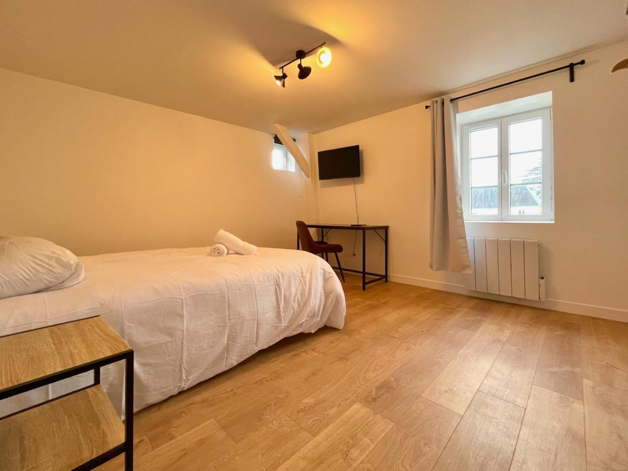 Legendes De La Piste - Sonights Apartment Chateau-du-Loir Ngoại thất bức ảnh